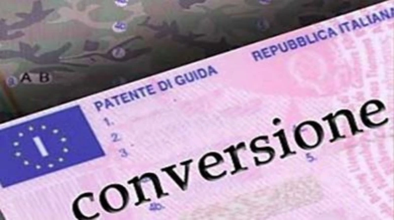 للمهاجرين.. آخر تطورات تبديل رخص القيادة المصرية بالإيطالية قال السفير بسام راضي، سفير مصر لدى إيطاليا، إن السفارة المصرية في روما ملزمة بدعم أبناء الجالية وتقديم جميع التسهيلات ال