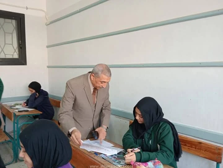 كتبت أمل عبد الرحيم وفقا لتوجيهات السيد محمد عبد اللطيف وزير التربية والتعليم، واللواء أ.ح طيار أكرم جلال محافظ الإسماعيلية ، والأستاذ أيمن موسي مدير