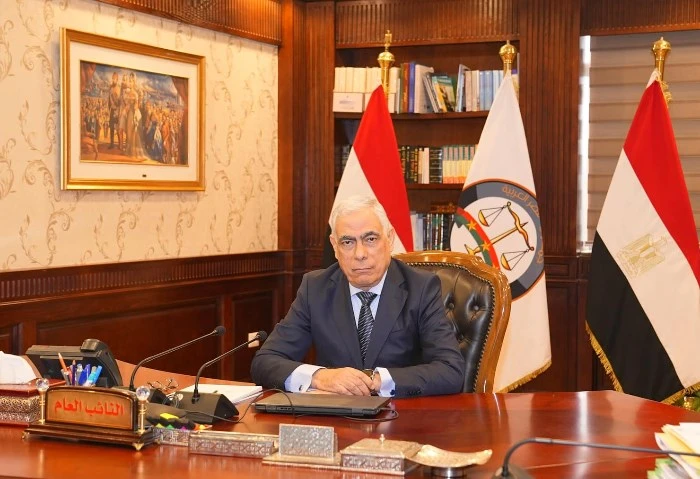 النائب العام يستقبل محامي استئناف بني سويف لعرض الكشوف ربع السنوية بدائرته يستقبل النائب العام، المحامي العام الأول لنيابة استئناف بني سويف، لعرض