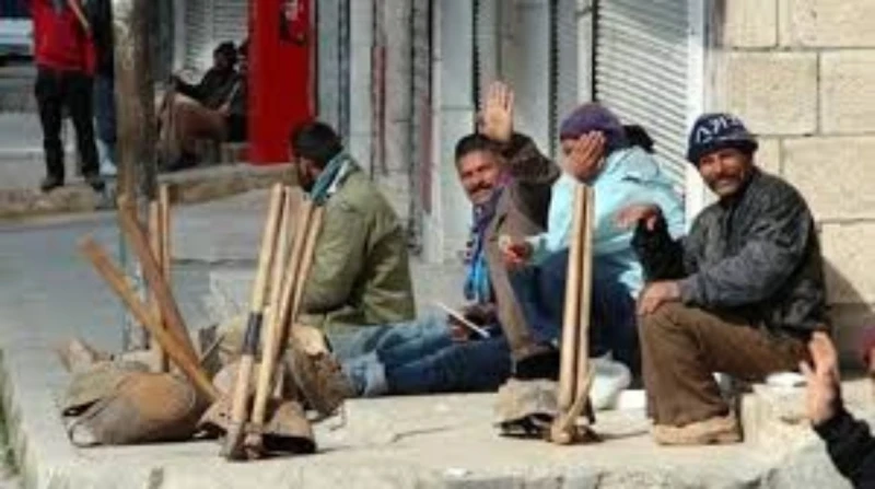 كل ما تريد معرفته عن تسجيل العمالة غير المنتظمة 1000 جنيه يهتم الكثير من المواطنين بالتسجيل في العمالة غير المنتظمة 2025، حيث تولي الحكومة المصرية