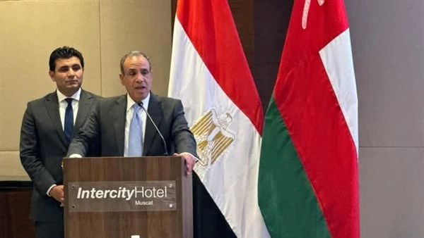 وزير الخارجية يدعو رجال الأعمال العمانيين للاستفادة من الفرص الاستثمارية في مصر دعا وزير الخارجية والهجرة المصري الدكتور بدر عبد العاطي، رجال الأعمال العمانيين للاستفادة من الفرص ا