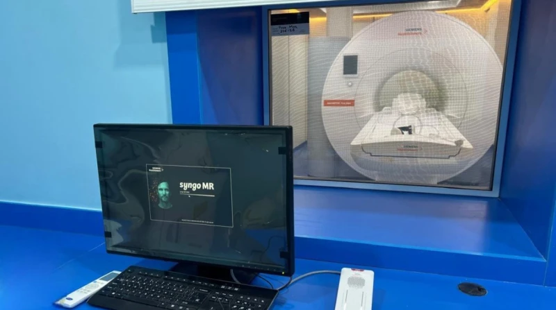 بتكلفة 50 مليون جنيه.. إضافة الرنين المغناطيسي بمستشفى الكرنك الدولي أعلن الدكتور أحمد السبكي، رئيس الهيئة العامة للرعاية الصحية والمشرف العام على