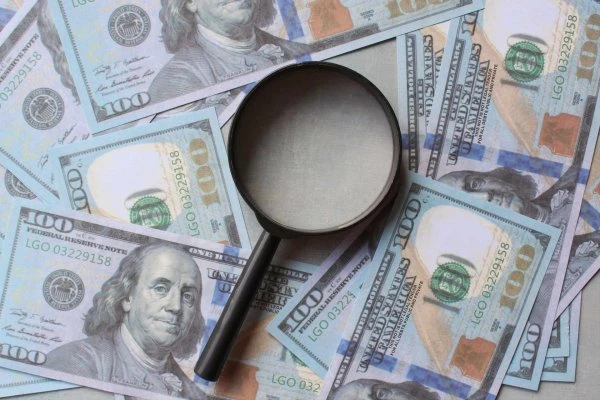 الكشف عن أغنى فنان في العالم: ثروته تتجاوز اقتصادات 19 دولةبتاريخ الثلاثاء 28 يناير 2025 تم الإعلان عن ثروة الفنان الأغنى في العالم. فقد تفوق مغني الراب الأمريكي كاني ويست على 19 د