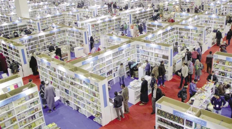 10 نصائح.. كيف تستفيد من زيارتك ل معرض الكتاب 2025؟ تنطلق فاعليات معرض القاهرة الدولي للكتاب 2025، غدا الخميس، الذي يعد واحدا من أهم وأبرز الأحداث الثقافية التي تجمع الملايين من عش