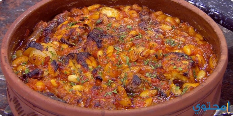 طريقة عمل صينية الفاصولياء باللحمتعد صينية الفاصولياء باللحم من أكثر الأكلات العربية المصرية التي تحضر في العزومات لأنها سهلة وسريعة التحضير ومتوافرة المكونات ويمكنك أيضا عملها في