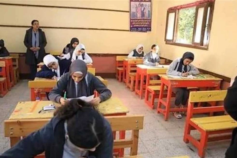 متى تبدأ إجازة نصف العام 2025 لطلاب النقل والإعدادية.. وآخر أيام امتحانات الترم الأول مع انطلاق امتحانات نصف العام 2025 أمس السبت 11 يناير، يتساءل الطلاب وأولياء الأمور عن موعد إجا