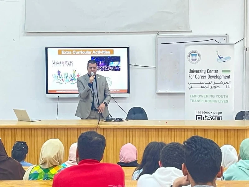 كتبت أمل عبد الرحيم أكد الدكتور ناصر مندور، رئيس جامعة قناة السويس، أن الجامعة تضع دعم طلابها وخريجيها على رأس أولوياتها من خلال تقديم برامج تدريبية متخصصة تسهم في سد الفجوة بين مخ