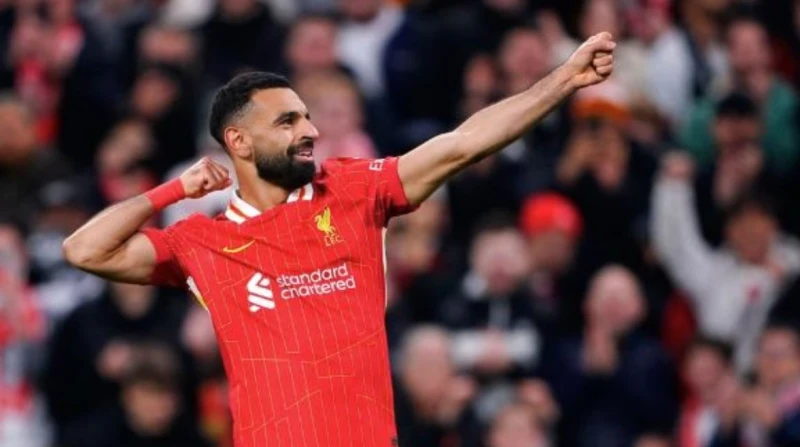 الفرعون في الرياض.. تقارير إسبانية تكشف مفاجأة بشأن محمد صلاح يبدو أن سلسلة انتقالات نجوم كرة القدم إلى الدوري السعودي لن تتوقف قريبا، فبعد ضم