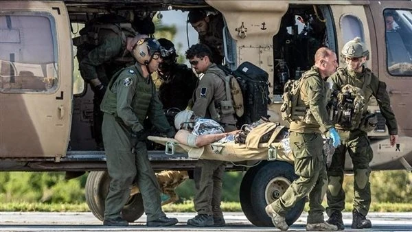 إصابة 3 جنود إسرائيليين بانفجار عبوة ناسفة في قباطية قرب جنين أصيب 3 جنود إسرائيليين بجروح متفاوتة جراء انفجار عبوة ناسفة بدورية عسكرية للجيش الإسرائيلي في بلدة قباطية قضاء جنين شم