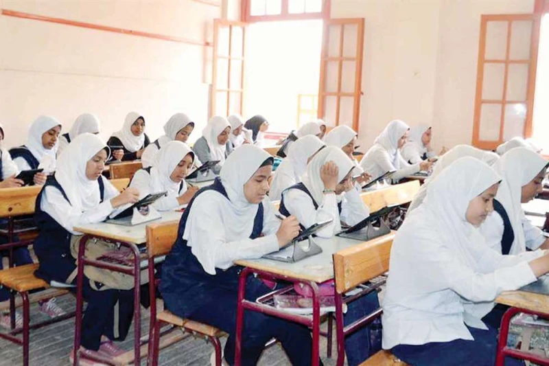 رسميا.. موعد امتحانات الثانوية العامة 2025 وضوابط التسجيل والرسوم (التفاصيل) أعلنت وزارة التربية والتعليم عن موعد امتحانات الثانوية العامة 2025، كما