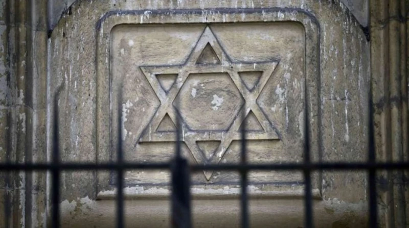 اليهود في مصر.. من الاستقرار قرب أسوان إلى الهجرة الصهيونية أكد الدكتور أحمد فؤاد أنور، أستاذ التاريخ العبري الحديث بجامعة الإسكندرية، أن دخول بني إسرائيل إلى مصر كان في زمن النبي