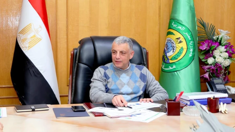 كتبت أمل عبد الرحيم عقد اللواء طيار أ.ح أكرم محمد جلال محافظ الإسماعيلية، ظهر اليوم السبت، اجتماعا لمتابعة آخر المستجدات في ملفات تقنين أراضي أملاك الدولة والتصالح على مخلفات البنا