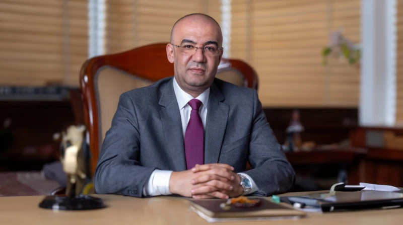 من البراءة إلى الحبس.. محتالة تستولي على 2.4 مليون درهم إماراتي ب لقب شهير أسدلت محكمة الاستئناف في إمارة رأس الخيمة الإماراتية الستار على فصل مثير، من قضية احتيال، أدينت فيها متهم