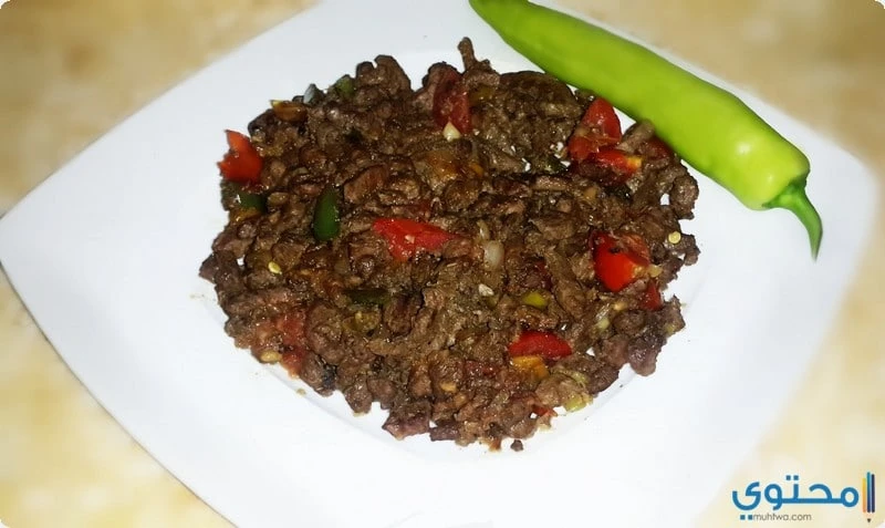 خطوات طريقة تحضير الكبدة الاسكندراني بالصورتعد الكبدة الاسكندراني من الأكلات الشعبية التي تحضر في المطبخ المصري والتي تحتوي علي مكونات متوافرة وسهلة