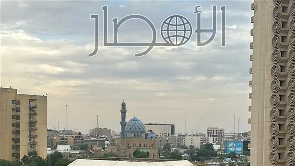 طقس العراق.. أمطار رعدية وغبار وانخفاض في درجات الحرارة أعلنت هيئة الأنواء الجوية في العراق، اليوم الخميس، عن تفاصيل حالة الطقس في البلاد للأيام