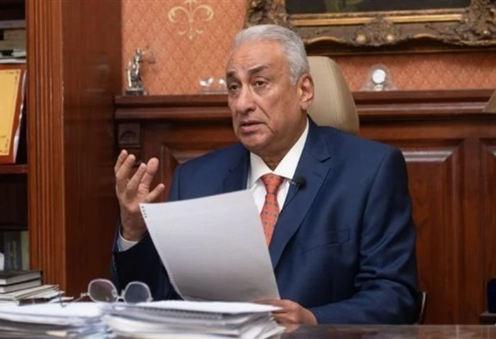 شاهد، سامح عاشور يكشف أسباب تأسيس حزب الجبهة الوطنية قال سامح عاشور نقيب المحاميين الأسبق، إن جماعة الإخوان تصدرت المشهد السياسي بعد يناير 2011، ولكنها فشلت في تلبية مطالب الشعب أث