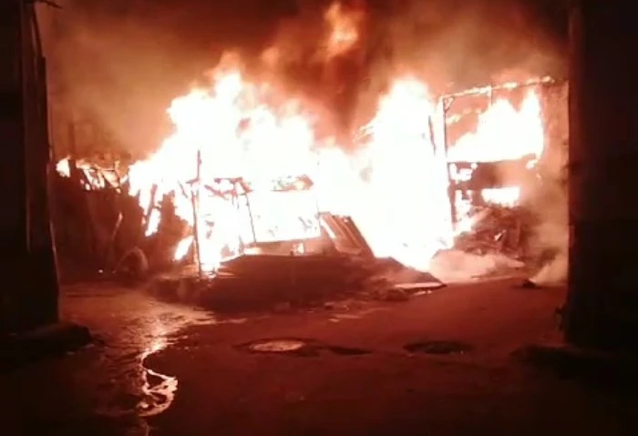 لماذا اشتعلت لوس أنجلوس في الشتاء؟، 4 أسباب تقف خلف الكارثة تستمر حرائق الغابات في منطقة لوس أنجلوس بولاية كاليفورنيا في التهام مساحات شاسعة، مسببة دمارا واسعا وأضرارا بشرية واقتصا