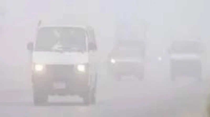 شبورة مائية كثيفة تعطل حركة المرور في المنوفية صباح الأربعاء شهدت محافظة المنوفية صباح اليوم الأربعاء، حالة من الشبورة المائية الكثيفة التي غطت الطرق الرئيسية والفرعية، مما أدى إلى