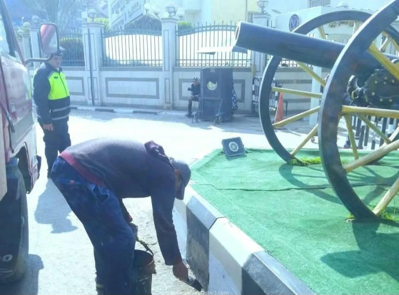 عروس الدلتا تتزين في أعياد 25 يناير.. الغربية في أبهى حللها كتبمحمود شتا أكد اللواء أشرف الجندي محافظ الغربية ، ان المحافظة احتفالا بأعياد 25 يناير، اطلقت حملات مكثفة لتجميل شوارع 