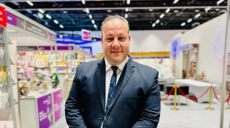 محمود سيف يخوض سباق انتخابات اتحاد الناشرين المصريين يخوض الكاتب والناشر محمود سيف، انتخابات الناشرين المصريين المقرر لها الأحد المقبل 5 يناير، ضمن