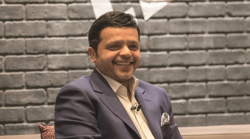 محمد هنيدي يكشف حقيقة وجود جزء ثان لمسلسل أرض النفاق تحدث الفنان محمد هنيدي عن حقيقة وجود جزء ثان لمسلسل أرض النفاق الذي تم عرضه مسبقا عام 2018،