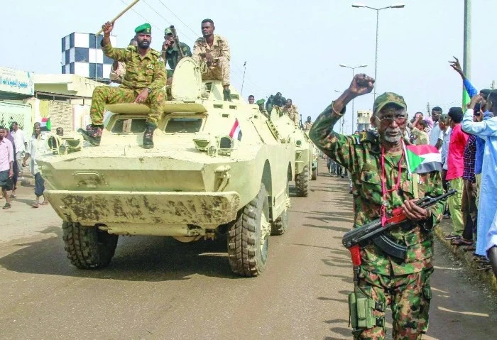 الجيش السوداني يسيطر على مدينة ود مدني بعد معارك مع ميليشيا الدعم السريع سيطر الجيش السوداني على مدينة ود مدني بعد معارك مع قوات ميليشيا الدعم السريع، وفقا لما ذكره مراسل القاهرة ا