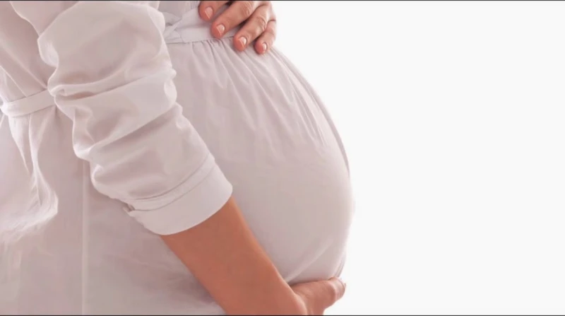 الذكاء الاصطناعي يدخل غرفة الولادة مع سيدة حامل في بريطانيا أن تنجب امرأة فهذا خبر عادي، لكن أن يحدث ذلك باستخدام تقنية الذكاء الاصطناعي، فهذا هو الأمر الغريب، الذي أثار جدلا في بر