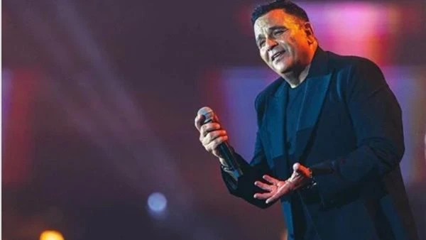 محمد فؤاد يلتقي بجمهوره في حفل غنائي بكندا.. 2 فبراير يحيي النجم محمد فؤاد حفلا غنائيا في كندا يوم 2 فبراير المقبل، ومن المقرر أن يقدم لجمهوره باقة