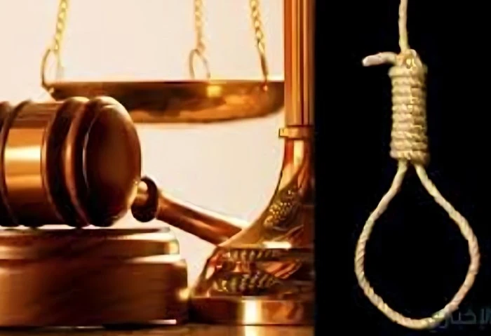 انتقاما للثأر، تلاميذ الشيطان أنهيا حياة شاب في المنيا قضت محكمة جنايات المنيا، اليوم الخميس، حكمها بالإعدام شنقا في حق مزارع، والسجن المشدد 15 عاما في حق طالب، لقتلهم شاب في شهر ي