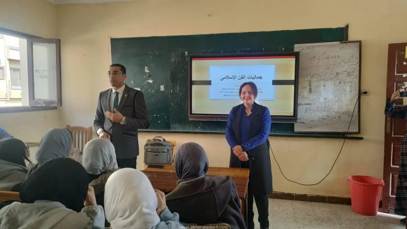 كتبت أمل عبد الرحيم أكد الدكتور ناصر مندور، رئيس جامعة قناة السويس، أن الجامعة تسعى دائما إلى تعزيز الوعي الثقافي والسياحي لدى الطلاب من مختلف المراحل التعليمية، مشيرا إلى أن مبادر