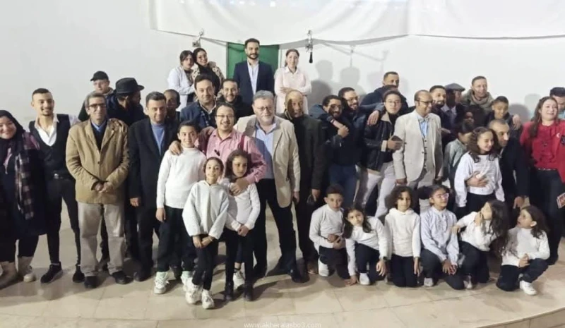 مكتبة مصر العامة بالزاوية تستضيف عرض وسع للترند كتب - محمود الهندي أقامت مكتبة مصر العامة بالزاوية الحمراء، برئاسة السفير عبد الرؤوف الريدي، عرض مسرحي على مسرحها الروماني بعنوان وس