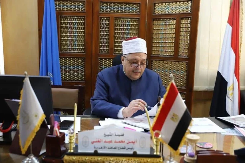 قطاع المعاهد الأزهرية يطلق مسابقة في الفيزياء لطلاب المرحلتين الإعدادية والثانوية برعاية أكاديمية البحث العلمي كتب - محمود الهندي في إطار تعزيز البحث العلمي وتشجيع الابتكار بين الط