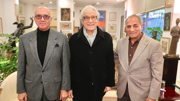 إعلان أسماء الفائزين من شباب الفنانين والمعماريين بجوائز فاروق حسنى 2025 افتتح فاروق حسني، رئيس مجلس الأمناء، والمهندس نجيب ساويرس، نائب رئيس مجلس