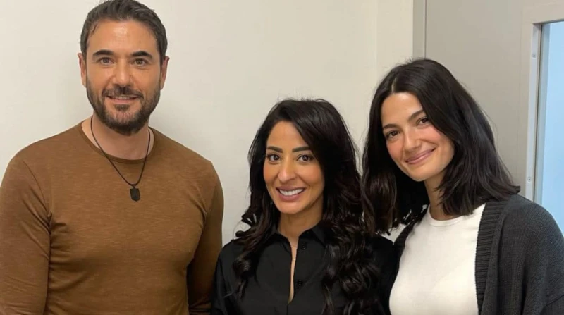 أغنى رجل في العالم.. أحمد عز بطل مسلسل إذاعي في رمضان 2025 يخوض الفنان أحمد عز، السباق الدرمي لرمضان 2025، من خلال مسلسل إذاعي بعنوان أغنى رجل في العالم، والمقرر إذاعته على راديو ا