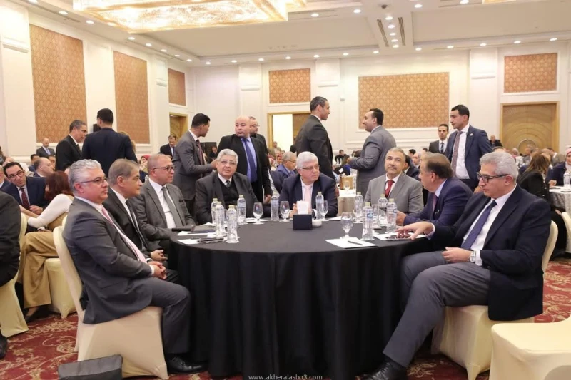 وزير التعليم العالي يطلق الدعوة التنافسية للمبادرة الرئاسية تحالف وتنمية لتحفيز الابتكار على مستوى الدولة كتب - محمود الهندي أطلق الدكتور أيمن عاشور، وزير التعليم العالي والبحث الع