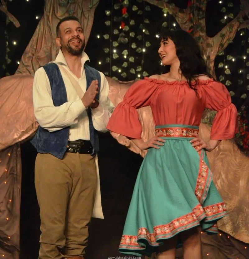 أسطورة أرض الفراولة يختتم عروضه السبت بالحديقة الدولية كتب - محمود الهندي تحت رعاية الدكتور أحمد فؤاد هنو وزير الثقافة، و ضمن خطة قطاع المسرح برئاسة المخرج خالد جلال يستمر البيت ال