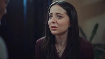 وفاة والد الفنانة الشابة سارة نور.. تفاصيل أعلنت الفنانة الشابة سارة نور عن وفاة والدها، حيث قامت بنعيه بكلمات مؤثرة شاركتها عبر حسابها الرسمي على موقع تبادل الصور والفيديوهات انست