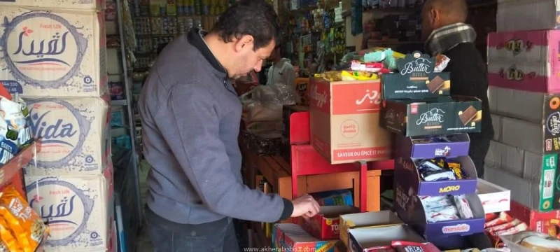 تموين كفر الشيخ تواصل حملاتها التموينية المكثفة علي مدن ومركز المحافظة وتحرير العديد من المحاضر للمتلاعبين والمخالفين كتب - محمود الهندي تنفيذا لتكليفات القيادة السياسية وتنفيذا لت