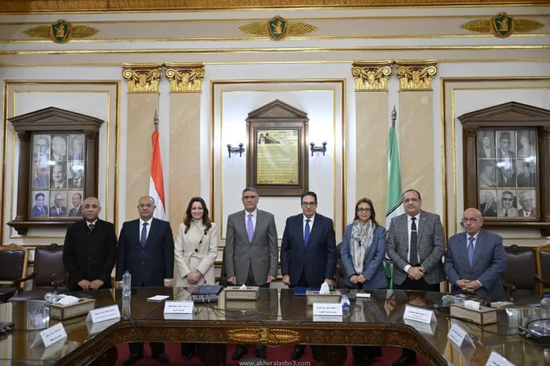 وزير التموين اجتماعا مع مديري المديريات بالمحافظات لمتابعة الاستعدادات لاستقبال شهر رمضان الكريم وموقف توافر السلع ومراقبة وضبط الأسواق كتب - محمود الهندي في إطار الاجتماعات الدوري