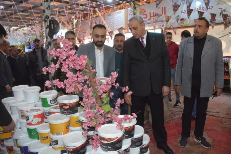 محافظ الغربية يفتتح معرض أهلا رمضان بكفر الزيات بتخفيضات غير مسبوقة كتبمحمود شتا افتتح اللواء أشرف الجندي، محافظ الغربية، اليوم، معرض أهلا رمضان