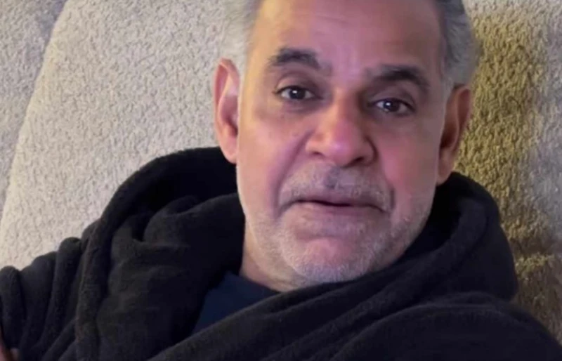 محمود البزاوي يكشف عن مصادفة شخصية غريبة مع مسرحية هالة حبيبتي نشر الفنان محمود البزاوي مقطع فيديو عبر حسابه الرسمي على موقع التواصل الاجتماعي إنستجرام، استعاد فيه ذكرياته مع مسرحي