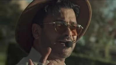 تخطت النصف مليون مشاهدة.. محمد رجب يغني الأغنية الدعائية ل مسلسل الحلانجي أنا مبدع طرح الفنان محمد رجب الأغنية الدعائية ل مسلسل الحلانجي الذي من المقرر طرحه بين مسلسلات رمضان 2025،