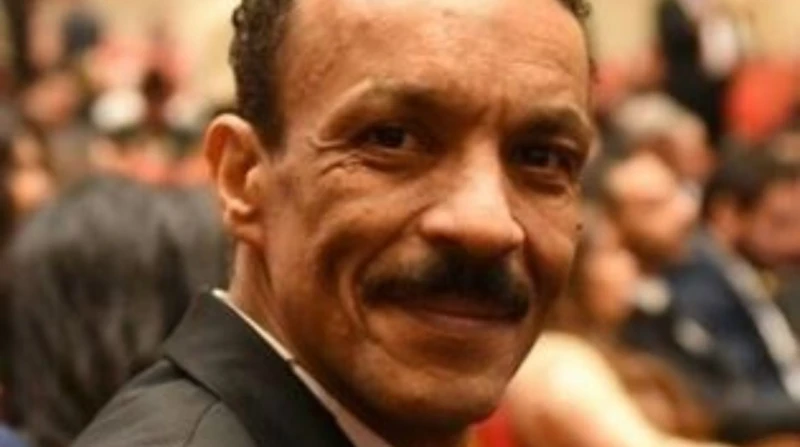 موعد ومكان عزاء والدة الفنان محمد فاروق شيبا كشف الفنان محمد فاروق شيبا عن موعد ومكان عزاء والدته، التي رحلت عن عالمنا صباح اليوم السبت.وقال محمد