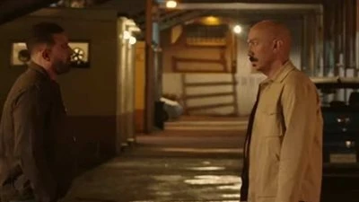 طرح أغنية اسكندراني من مسلسل العتاولة 2 لأحمد شيبة وحودة بندق طرحت شاشة قنوات مصر أغنية اسكندراني من مسلسل العتاولة 2 والتي تعد الأغنية الدعائية