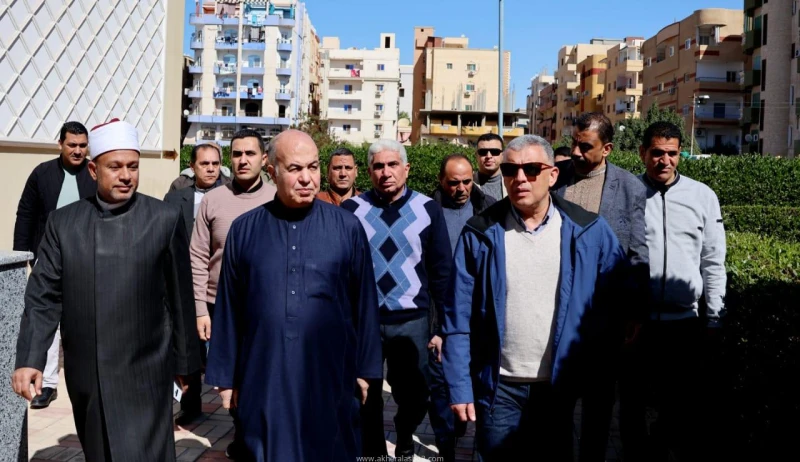 كتبت أمل عبد الرحيم قام اللواء طيار أ.ح أكرم محمد جلال محافظ الإسماعيلية، بأداء شعائر صلاة الجمعة بمسجد الهدى بمنطقة ٢٤ أكتوبر نطاق حي ثالث مدينة الإسماعيلية. وذلك بحضور اللواء محم