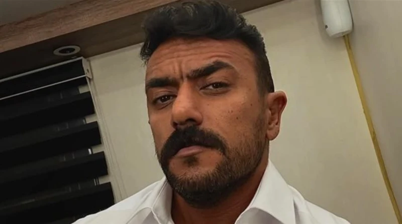 العوضي: أتجنب لقاء عصام السقا في نهار رمضان لهذا السبب كشف الفنان أحمد العوضي، أبرز طقوسه خلال شهر رمضان، من حيث الأكلات والمشروبات المفضلة بالنسبة له.وأجاب أحمد العوضي، خلال لقائه