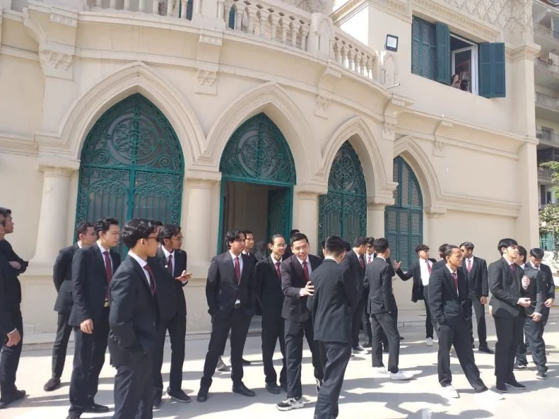 أندونسيا فى ضيافة الأميرة سميحة كامل بمكتبة القاهرة الكبرى كتب - محمود الهندي يأتى الدور الخدمي الثقافي المجتمعي لمكتبة القاهرة الكبرى فى طليعة أولويات المكتبة ، فقد استقبلت المكتب