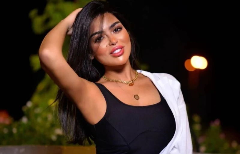 أنت ناكرة للجميل.. جليلة المغربية تهاجم بسمة بوسيل بسبب تامر حسني عاد الجدل من جديد بين البلوجر جليلة المغربية والمطربة بسمة بوسيل، بعدما فجرت جليلة تصريحات نارية هاجمت فيها بسمة، 