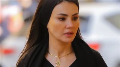 دينا فؤاد تكشف تفاصيل دورها في مسلسل حكيم باشا: قاهرية تدخل في صراعات أعربت الفنانة دينا فؤاد عن سعادتها بمشاركتها في مسلسل حكيم باشا، الذي يجمعها