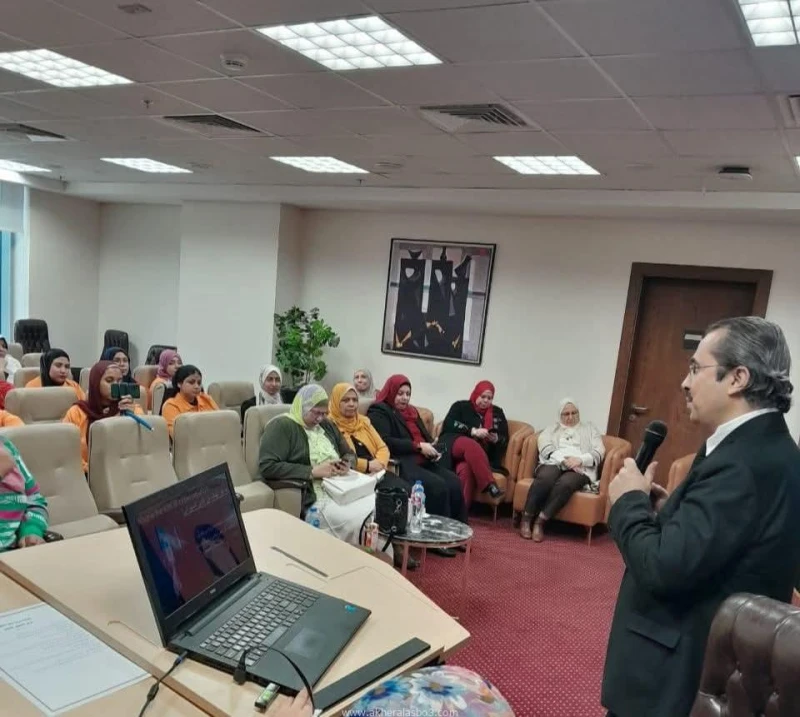 التعليم العالي : لجنة تكافؤ الفرص تنظم ندوة حول العنف الرقمي والتهديدات الإلكترونية .. الوقاية والعلاج كتب - محمود الهندي أكد الدكتور أيمن عاشور، وزير التعليم العالي والبحث العلمي،